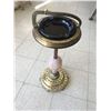 Image 2 : VINTAGE’ ASHTRAY STAND