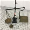 Image 1 : GURNEY POSTAL SCALE W/WEIGHTS ‘ANTIQUE’ (CANADA POST BRASS & CAST)