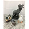 Image 1 : LOT OF FIGURINES (DUCKS, GOAT, SWAN)