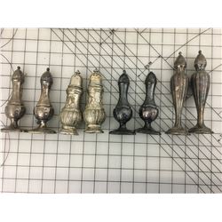 LOT OF 4 SALT & PEPPER SHAKERS