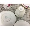 Image 7 : LOT OF 6 TEA CUP & SAUCER SETS *QUEEN ANNE, ROYALVALE, SANDFORD *