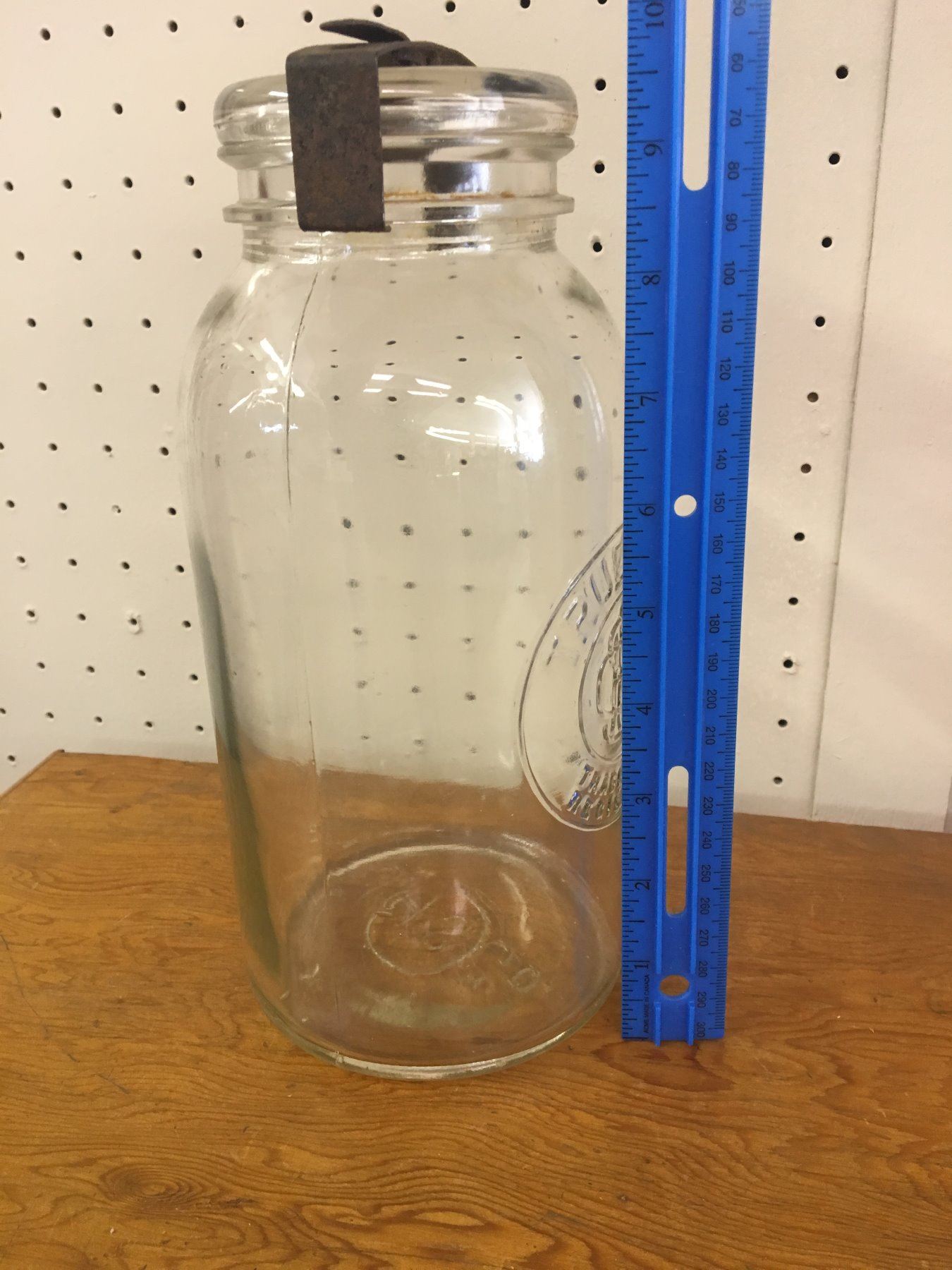 ANTIQUE J.H.S. CO TRUE FRUIT SEALER JAR