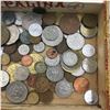 Image 3 : VINTAGE CIGAR BOX (W/VARIOUS COINS)