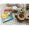 Image 3 : MISC LOT * TEAPOTS ETC. *
