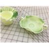 Image 2 : LOT OF 2 GREEN WHITE GLASS PIECES