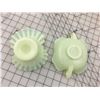 Image 6 : LOT OF 2 GREEN WHITE GLASS PIECES