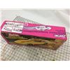 Image 6 : VINTAGE BARBIE SUPER VETTE REMOTE CONTROL CAR WITH BOX (UNTESTED)