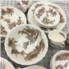 Image 5 : LARGE LOT OLD MILL DINERWARE JOHNSON BROTHERS ENGLAND (SOME CHIPS)