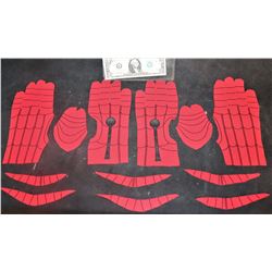 SPIDER-MAN FAR FROM HOME GLOVES COMPLETE CUT SET