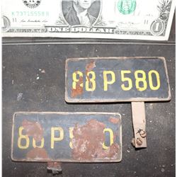 ZZ- ANTIQUE FILMING MINIATURE CAR LICENSE PLATES MATCHED SET