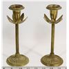 Image 1 : PAIR OF VINTAGE SOLID BRASS FLOWER PETAL CANDLE