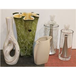 5 HOME DECORE VASES