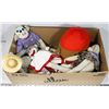 Image 1 : BOX OF SOCK MONKEYS COLLECTABLES