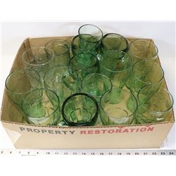 FLAT OF ASSORTED COCA COLA MUGS AND GLASSES