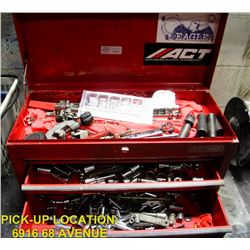 CRAFTSMAN TOOLBOX WITH CONTENTS