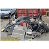 Image 1 : LARGE PILE OF PARTS AND MISC SCRAP METAL