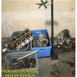 LOT OF MISC ENGINE PARTS