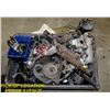 Image 1 : LARGE BIN OF MISC ENGINE PARTS