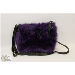 AUTHENTIC LADIES AEROSTALE BAG