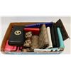 Image 1 : FLAT OF LADIES WALLETS