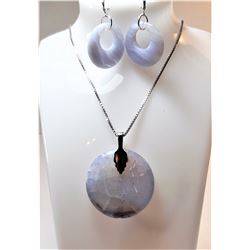 11)  BLUE LACE AGATE ROUND PENDANT