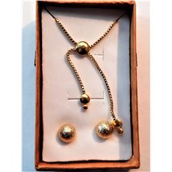 17)  D'ORLAN GOLD TONE BOX LINK LARIAT