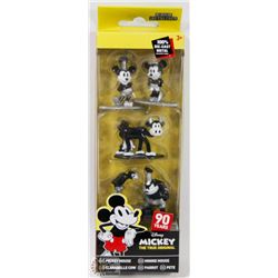 NEW DISNEY %100 DIE CAST METAL COLLECTABLES
