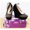 Image 1 : FOREVER BLACK SIZE 8 LADIES SHOES, STYLE