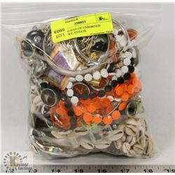 OVER 1KG BAG OF UNSORTED JEWELRY, ESTATE