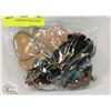 Image 1 : LOT OF 12 ASSORTED NECKLACES