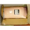 Image 1 : CASE OF 30 CLASSIC PINK TISSUE-TOP, PLASTIC LINED