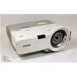 EPSON POWERLITE 3LCD 2000 LUMENS PROJECTOR
