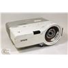Image 1 : EPSON POWERLITE 3LCD 2000 LUMENS PROJECTOR