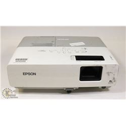 EPSON POWERLITE 2600 LUMENS DIGITAL PROJECTOR