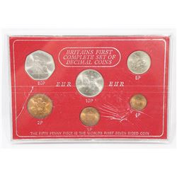 BRITAINS FIRST COMPLETE SET OF DECIMAL COINS.