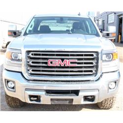 2015 GMC SIERRA K2500 SLT