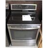 Image 1 : GE FREE STANDING 30" ELECTRIC TRUE CONVECTION