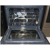 Image 3 : GE 30" FREE STANDING STEAM CLEAN GAS RANGE.