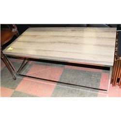 SHOWHOME WOOD GRAIN STYLE COFFEE TABLE