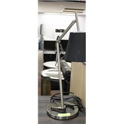 HALOGEN DESK LAMP