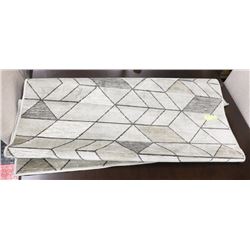 SHOWHOME 3'2"X4'6" AREA CARPET ON CHOICE