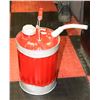 Image 1 : VINTAGE GAS CAN