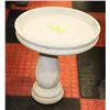 Image 1 : CONCRETE 2 PIECE BIRD BATH 15" X 15"