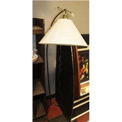BRASS FLOOR LAMP