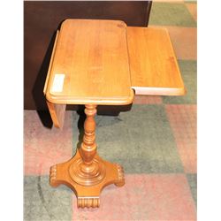 HARDWOOD BUTTERFLY TABLE, 18.5"X21.5"X24"