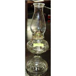 VINTAGE USA MADE OIL LAMP.