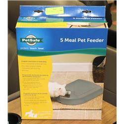 PET SAFE 5 MEAL PET FEEDER
