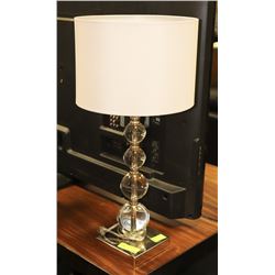 SHOWHOME TABLE LAMP ON CHOICE