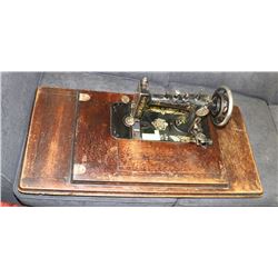 ANTIQUE SEWING MACHINE