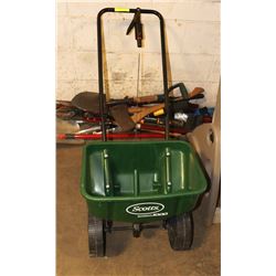 SCOTTS 1000 FERTILIZER SPREADER